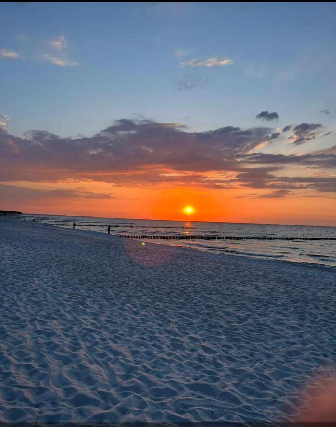 App 8O Grosser Tag Am Meer Mit Wasserblick Dranske Exteriör bild