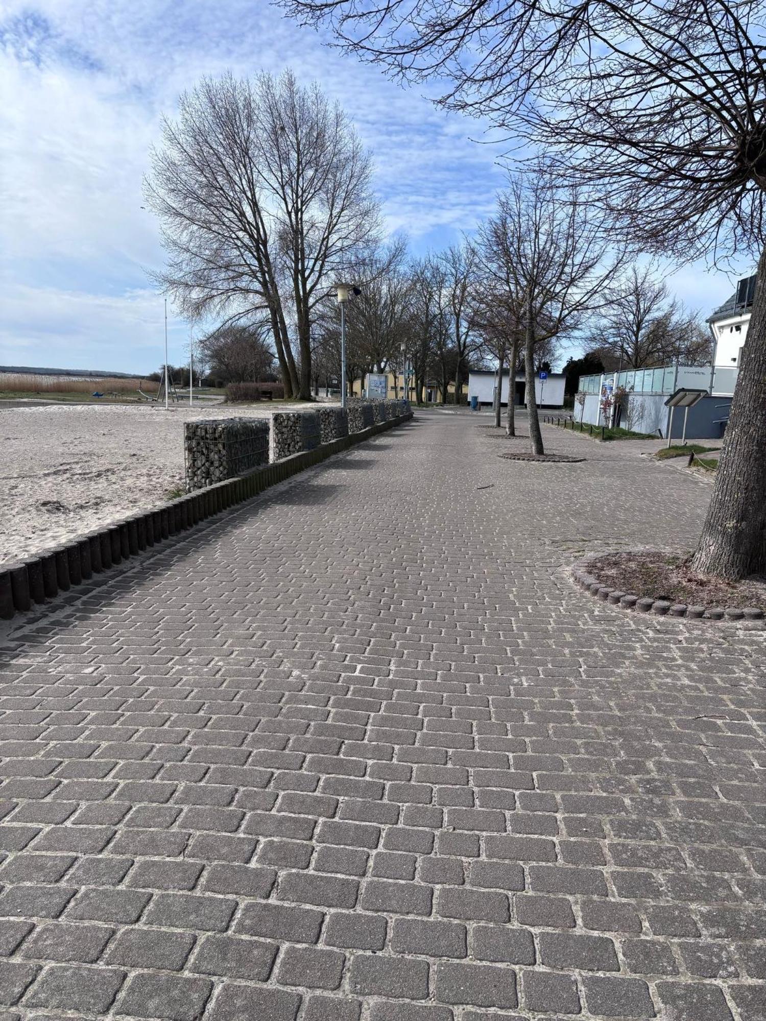 App 8O Grosser Tag Am Meer Mit Wasserblick Dranske Exteriör bild