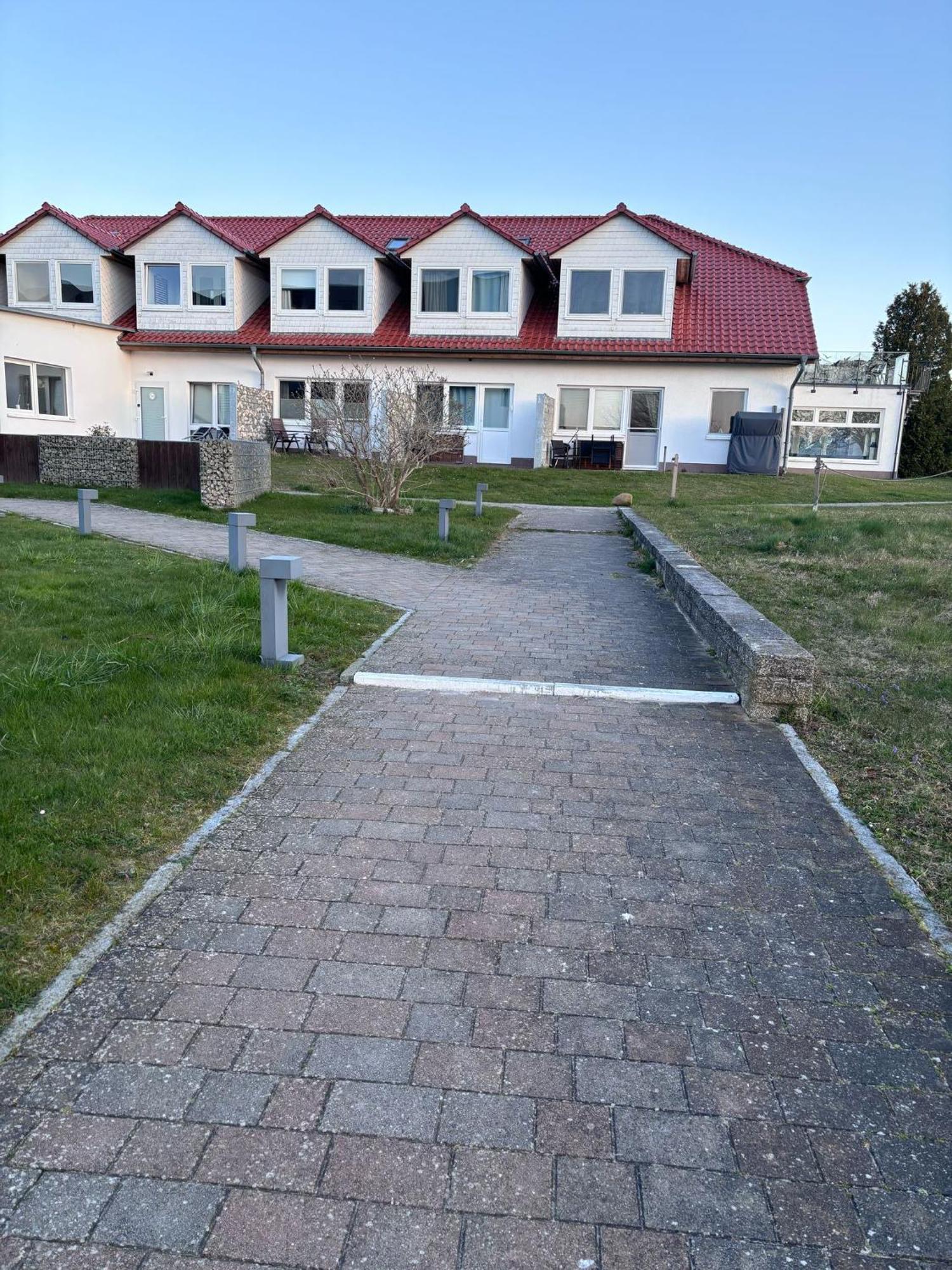 App 8O Grosser Tag Am Meer Mit Wasserblick Dranske Exteriör bild