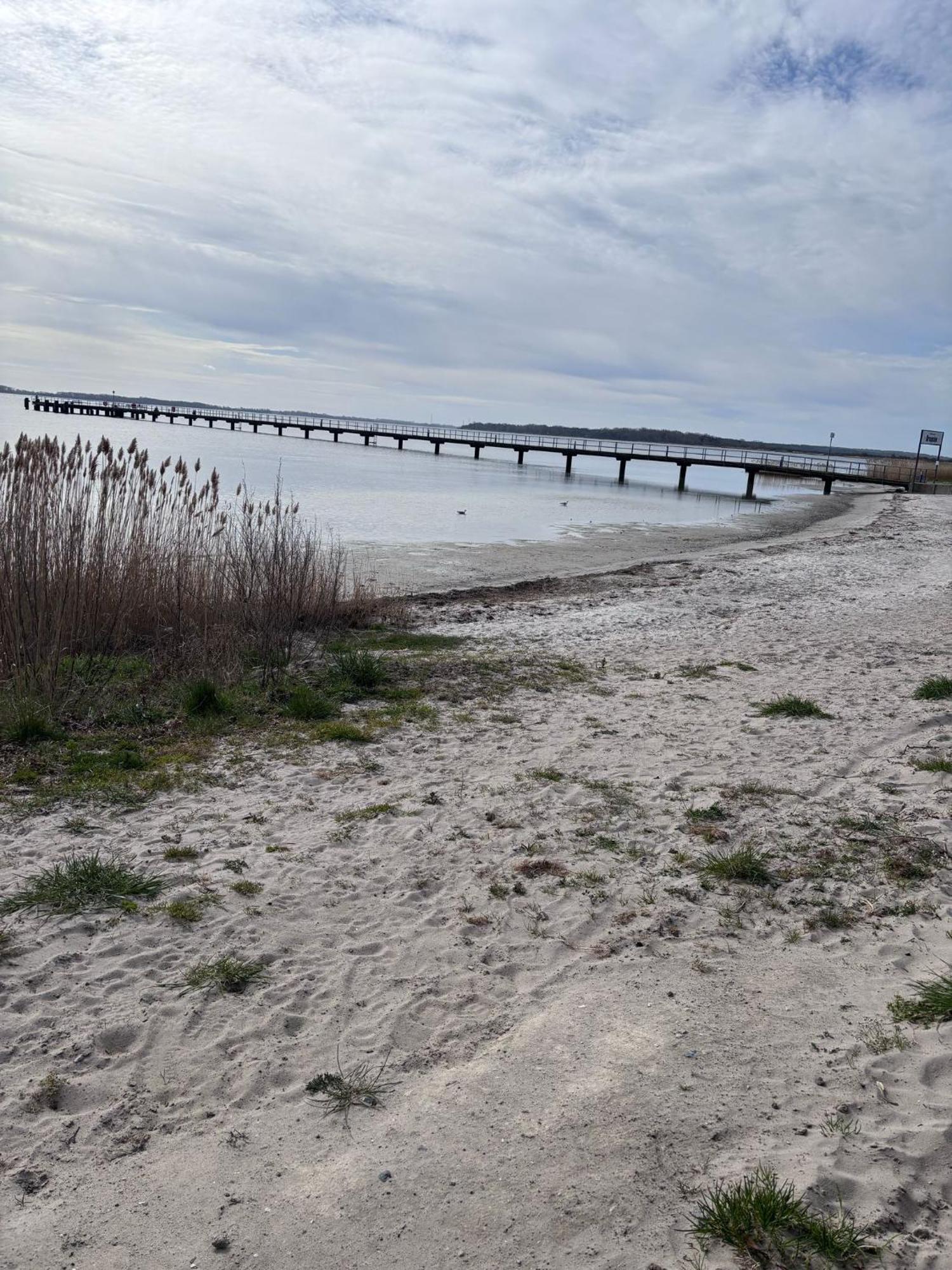 App 8O Grosser Tag Am Meer Mit Wasserblick Dranske Exteriör bild