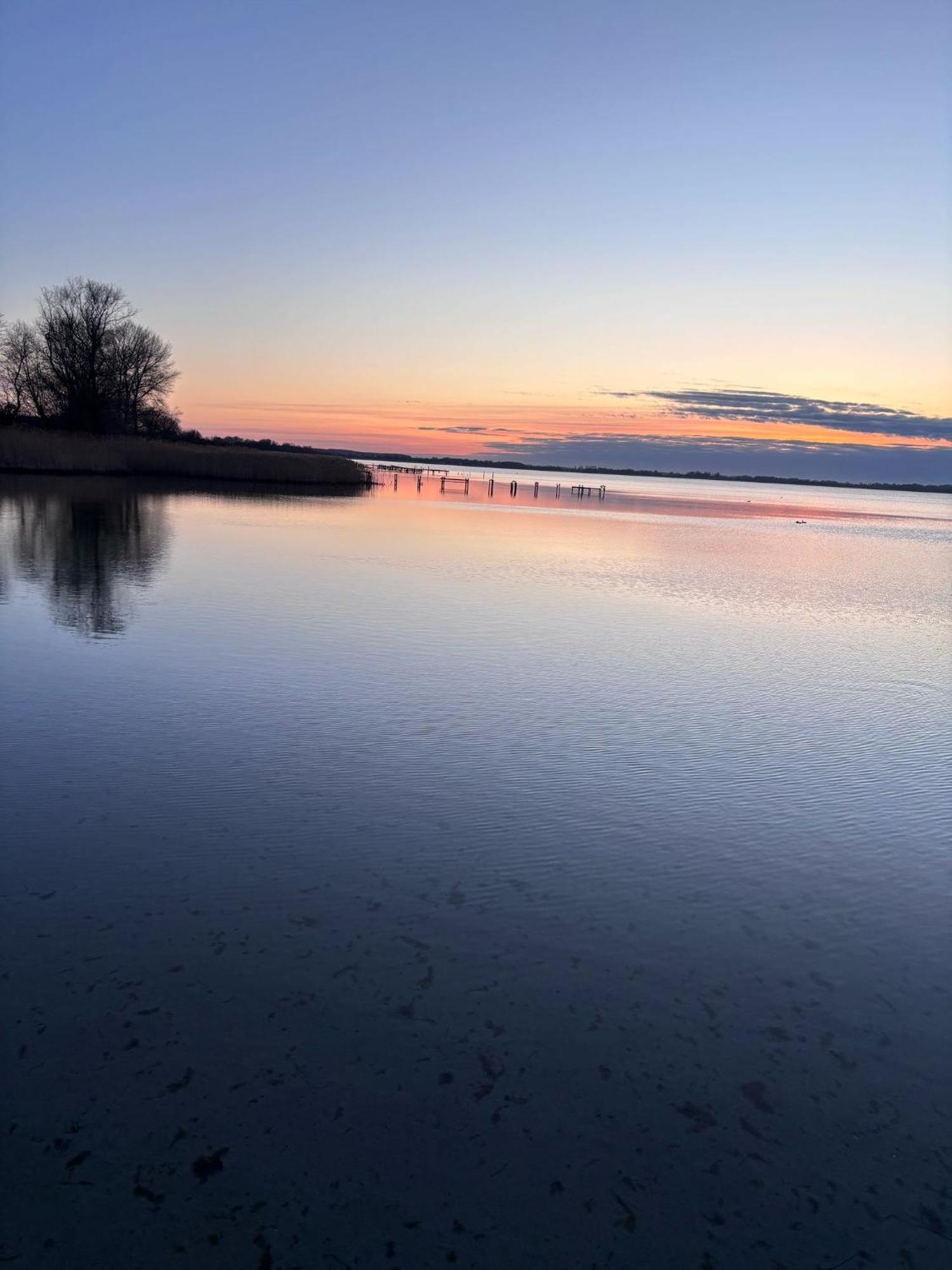 App 8O Grosser Tag Am Meer Mit Wasserblick Dranske Exteriör bild
