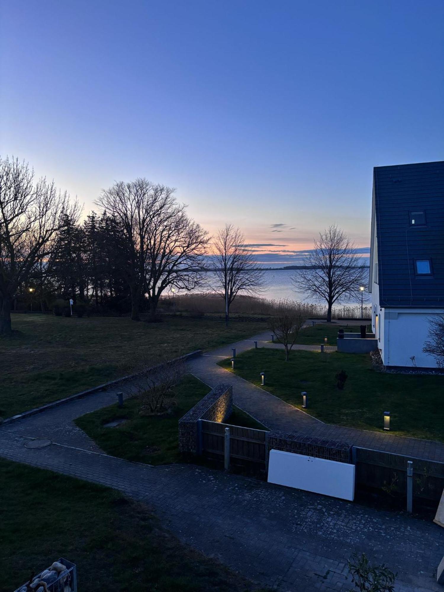 App 8O Grosser Tag Am Meer Mit Wasserblick Dranske Exteriör bild